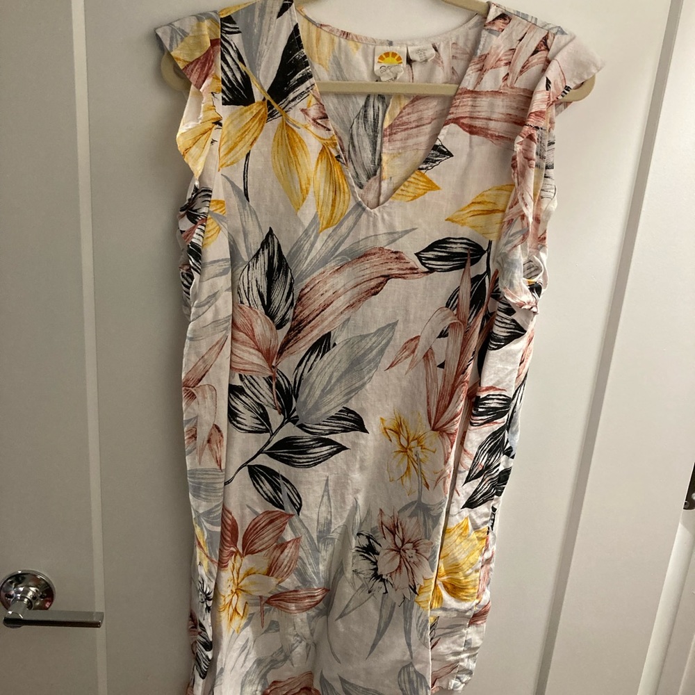 Linen sleeveless dress